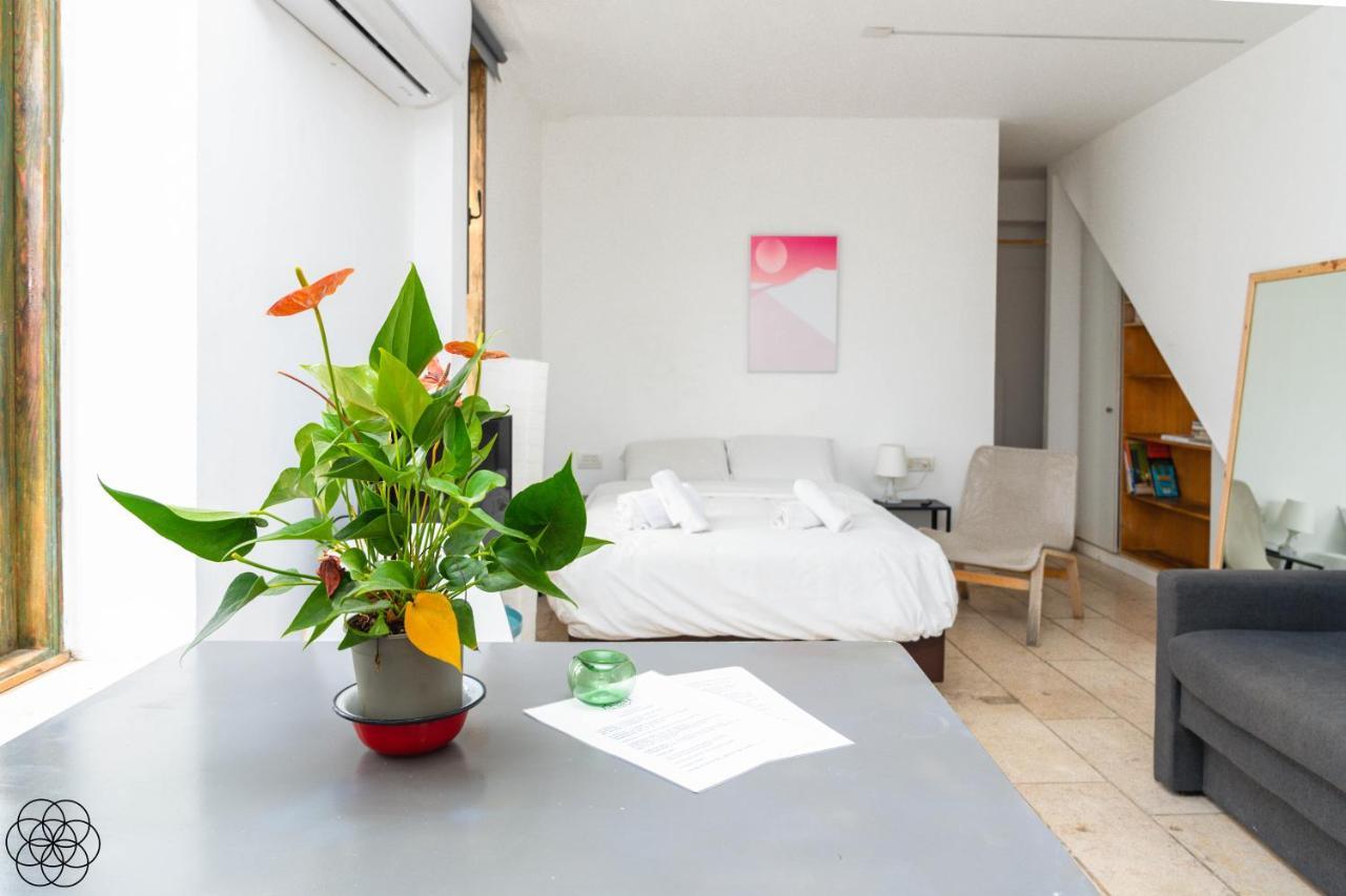 Beach Apartments North Jaffa - By Bookiz 텔아비브 외부 사진