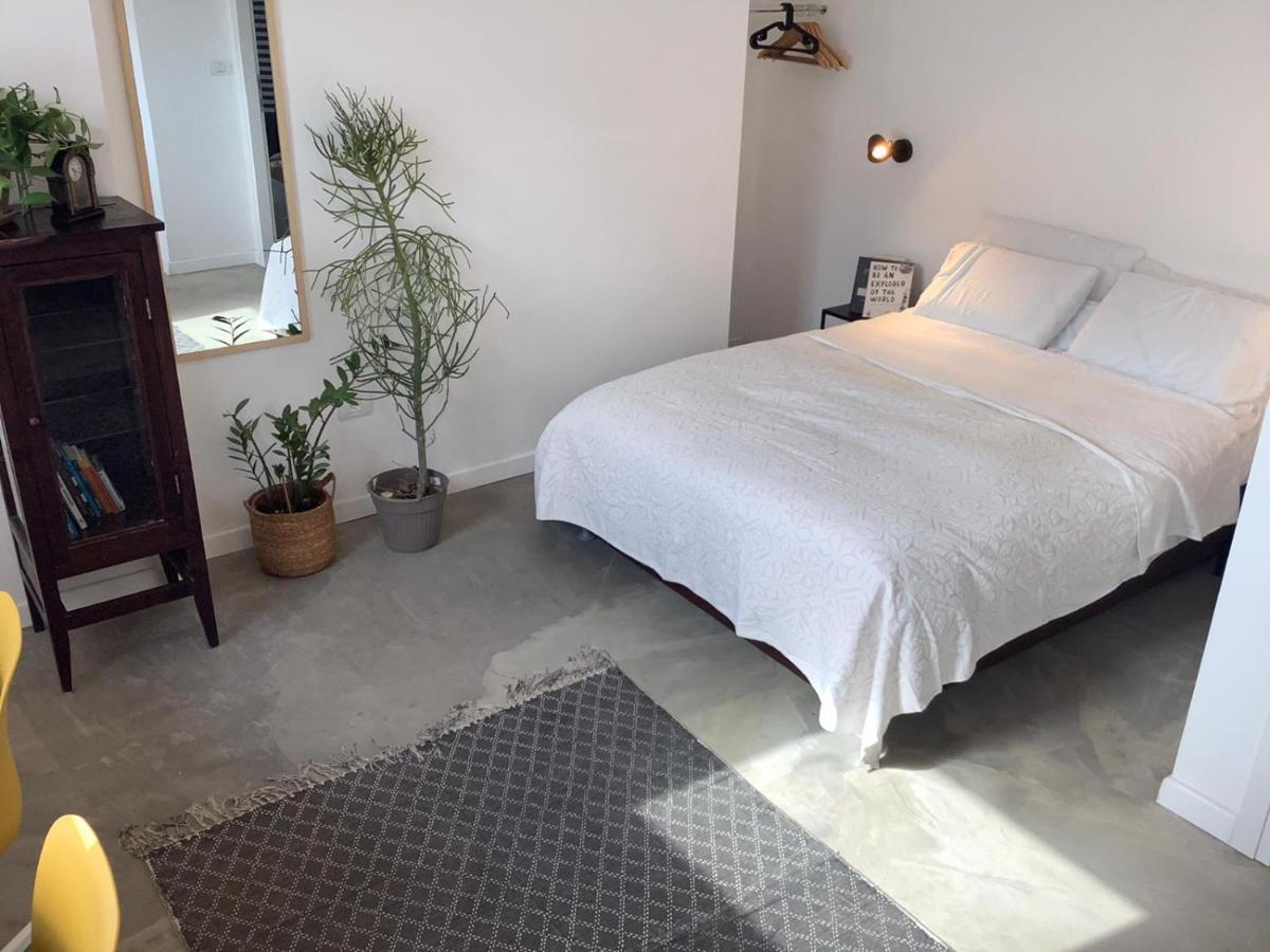 Beach Apartments North Jaffa - By Bookiz 텔아비브 외부 사진